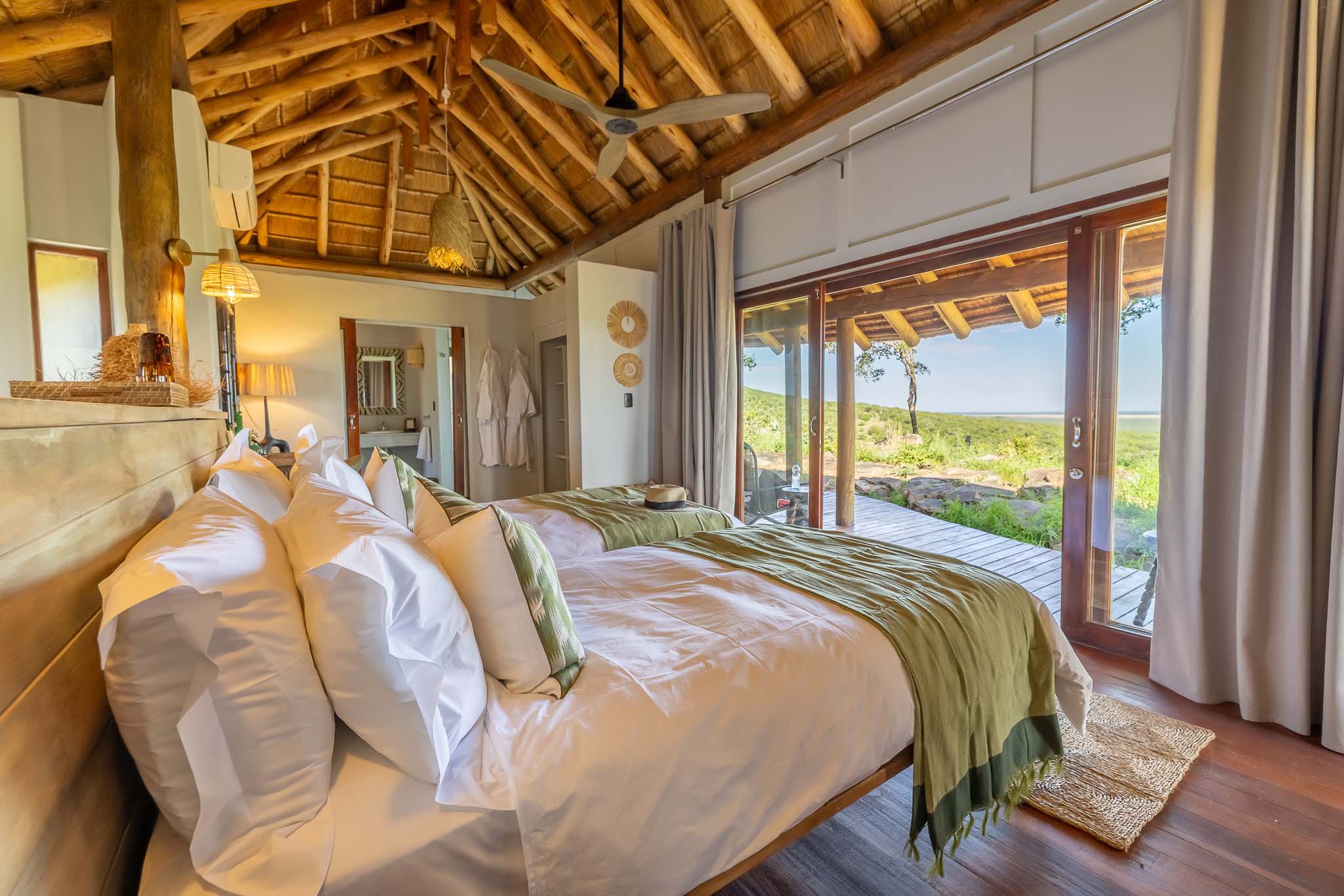 luxury_suite_twin_1